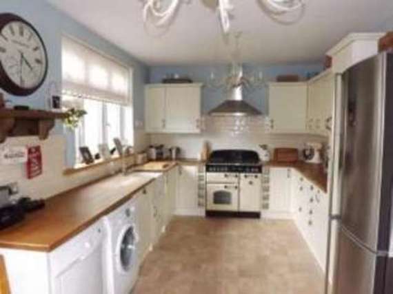 3 Bedroom Semi-Detac...